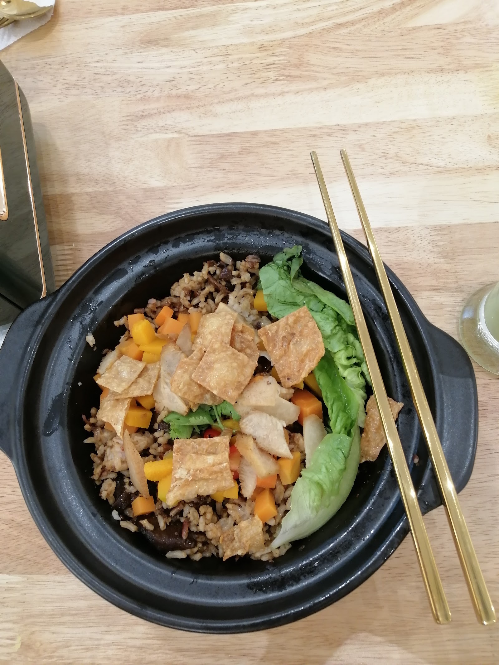 Signature Claypot Rice 品味煲仔饭